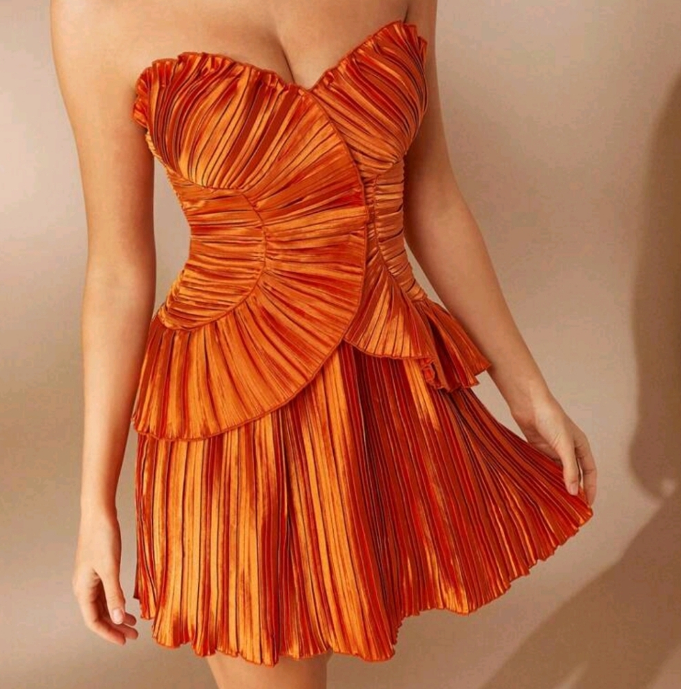Pleated Satin Sleeveless Elegant Short Dress, Party Dress - Picture 3 of 4